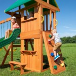 Complex de Joaca  din lemn de cedru - Centru SomerSET cu Tobogan si Leagane 2 nivele Playset Backyard Discovery 
